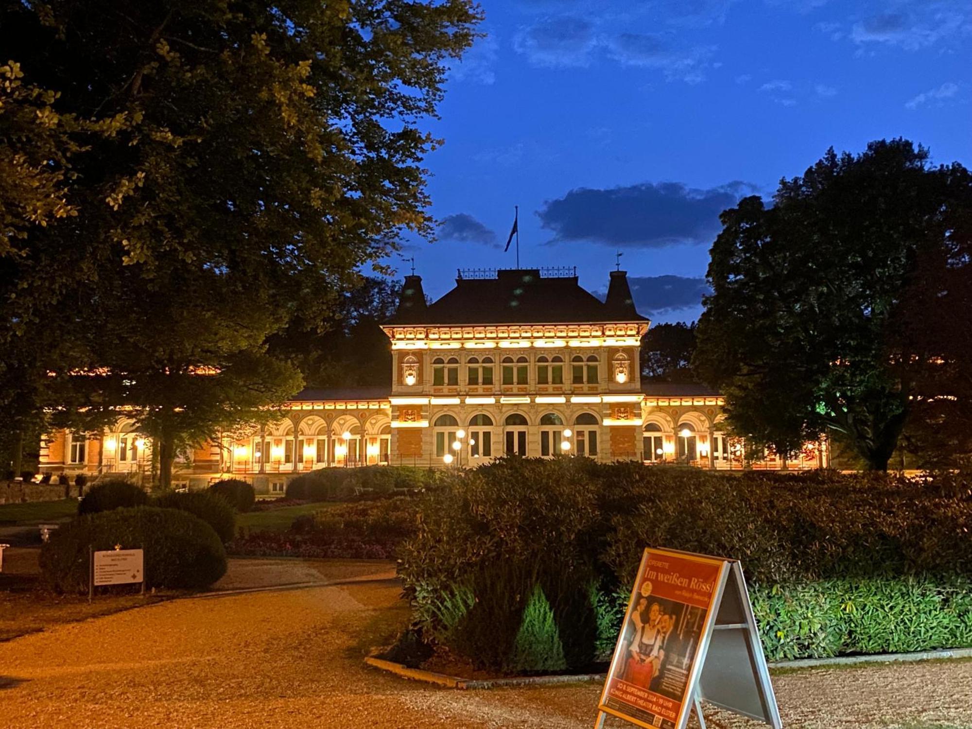 Fewo Roland Ranft Direkt Am Kurpark Barrierearm 60Qm Bad Elster Exterior foto